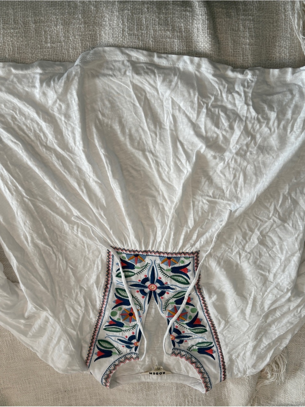 Boden White Top with Multicolor Floral Embroidery US size 10 - Picture 3 of 5